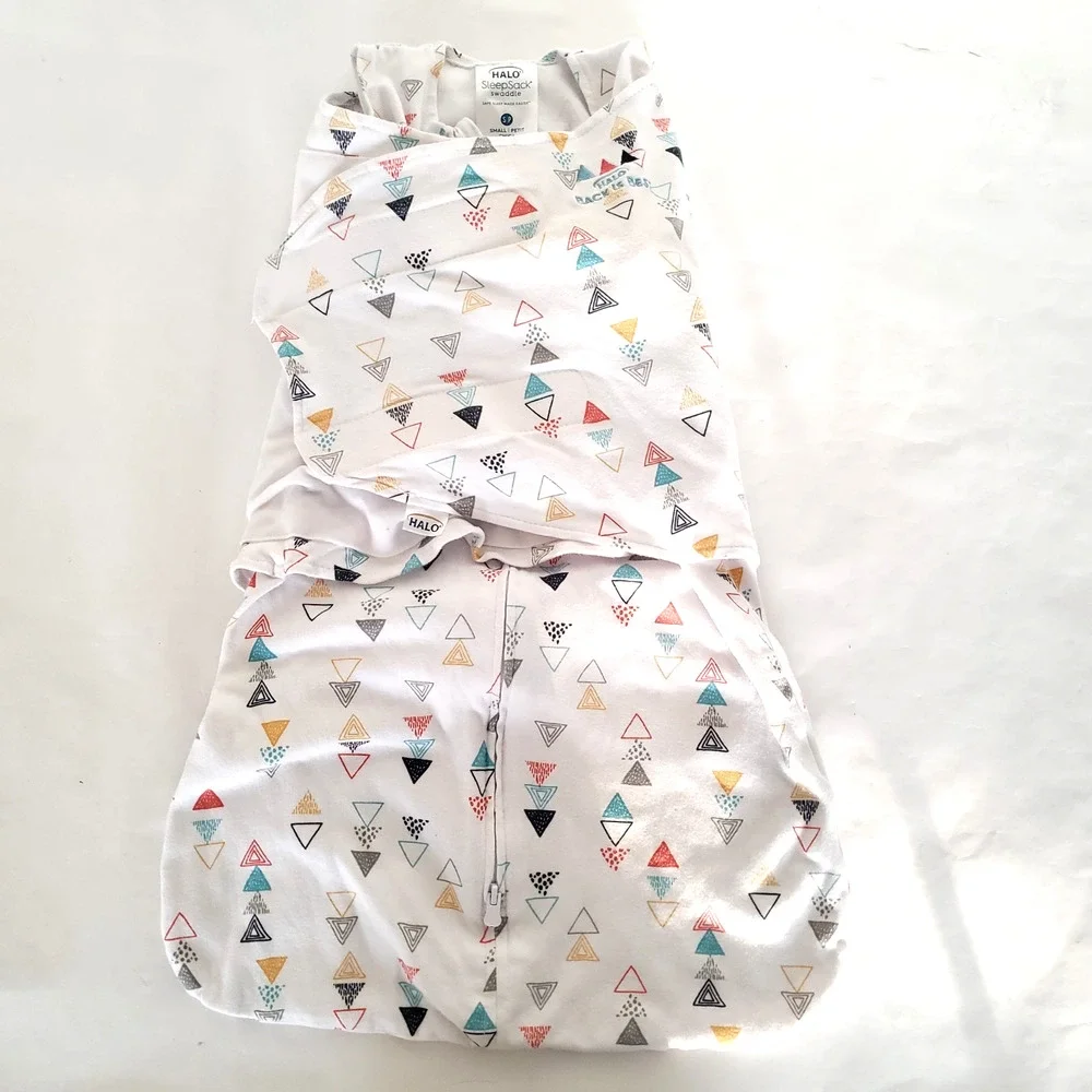 HALO SleepSack Swaddle White Cotton 3-6 Months & 6 Pc Duck Yellow Towel Set
